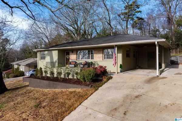 Birmingham, AL 35213,1116 SUNSET BOULEVARD