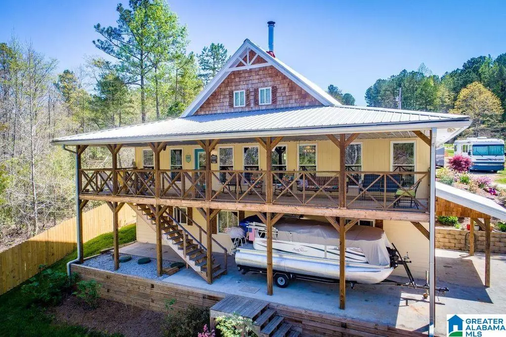 Wedowee, AL 36278,321 LAKEWOOD DRIVE