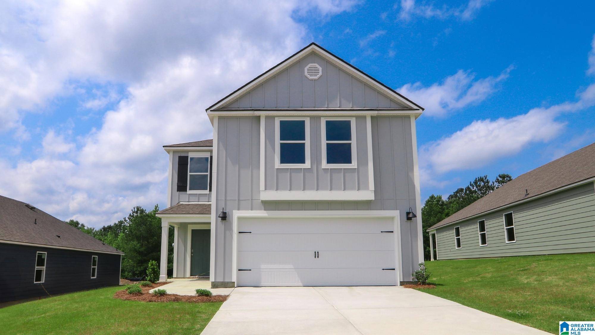 585 STERLING PLACE, Odenville, AL 35120