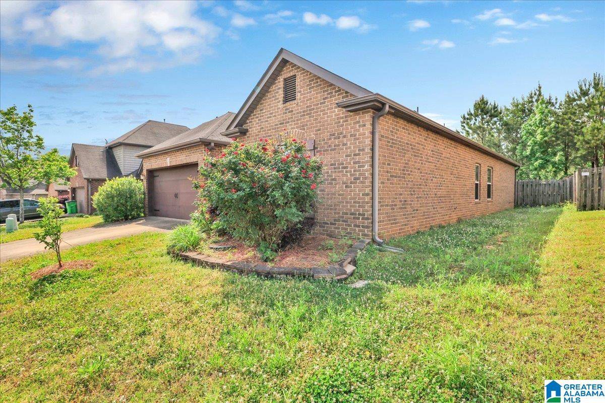 Leeds, AL 35094,6777 SOUTHERN TRACE CIRCLE
