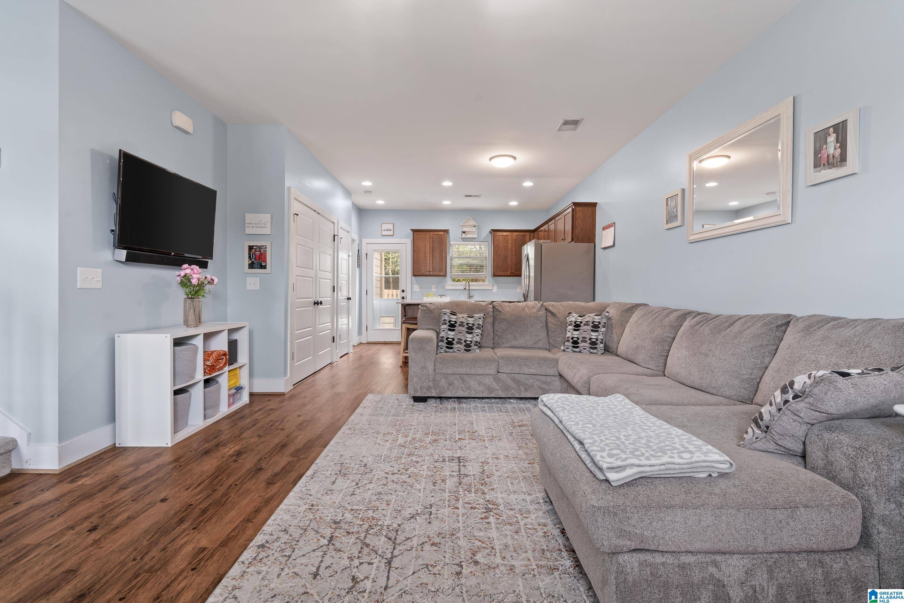 Calera, AL 35040,209 THE HEIGHTS DRIVE