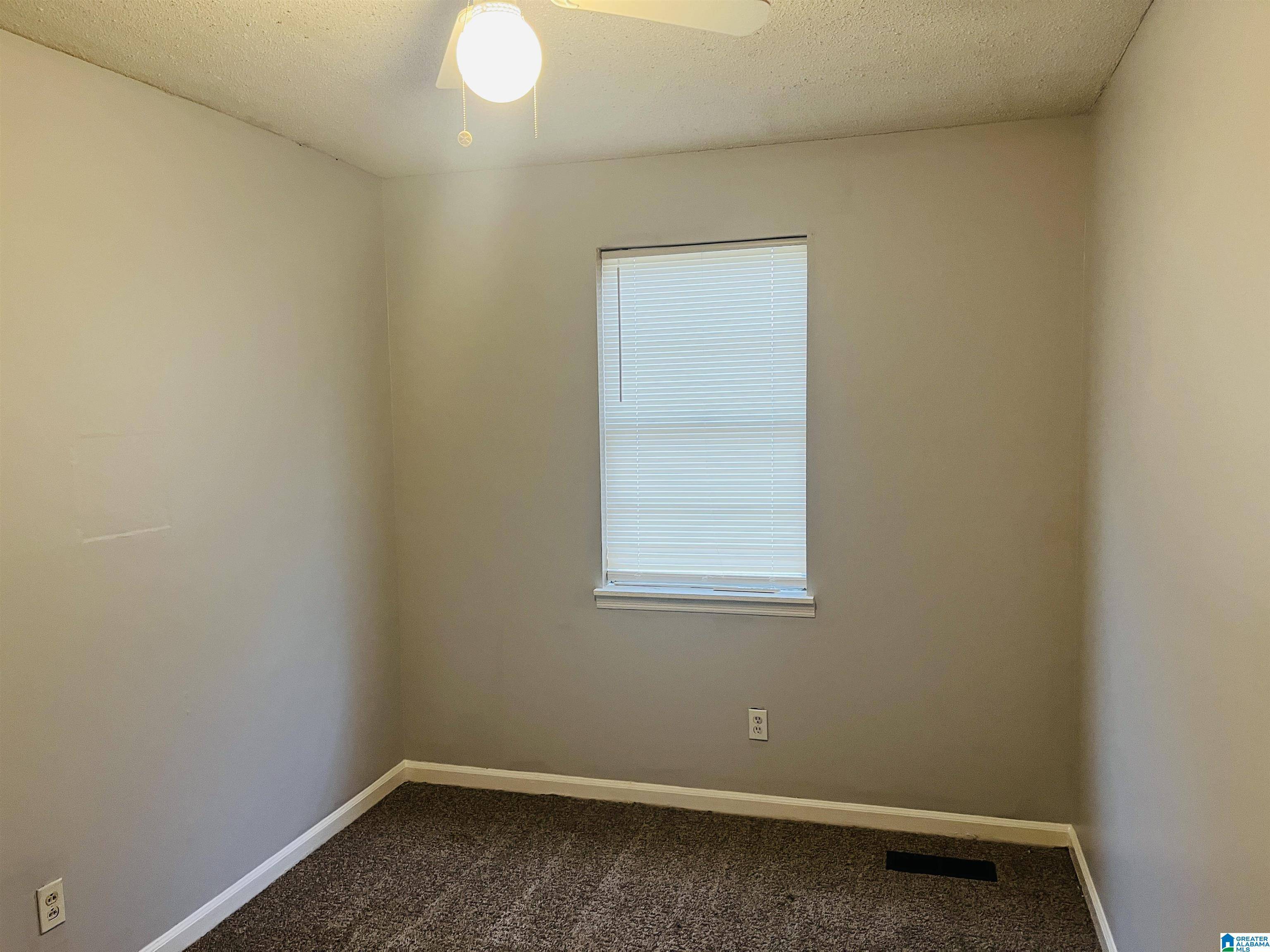 Center Point, AL 35215,1817 5TH WAY NW