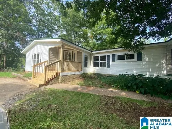180 FLAG MOUNTAIN DRIVE, Trussville, AL 35173