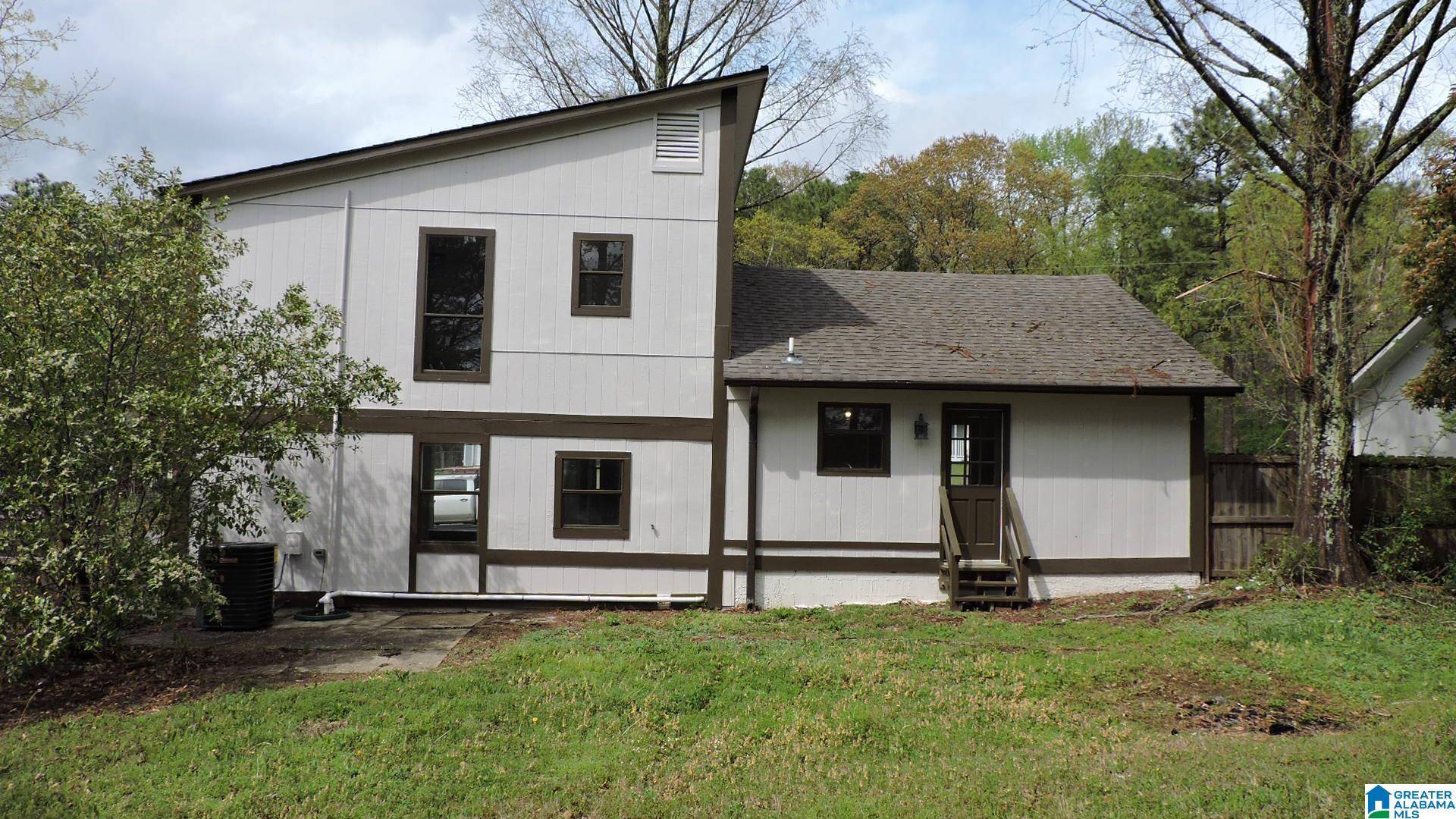 Leeds, AL 35094,1039 BRIAN DRIVE