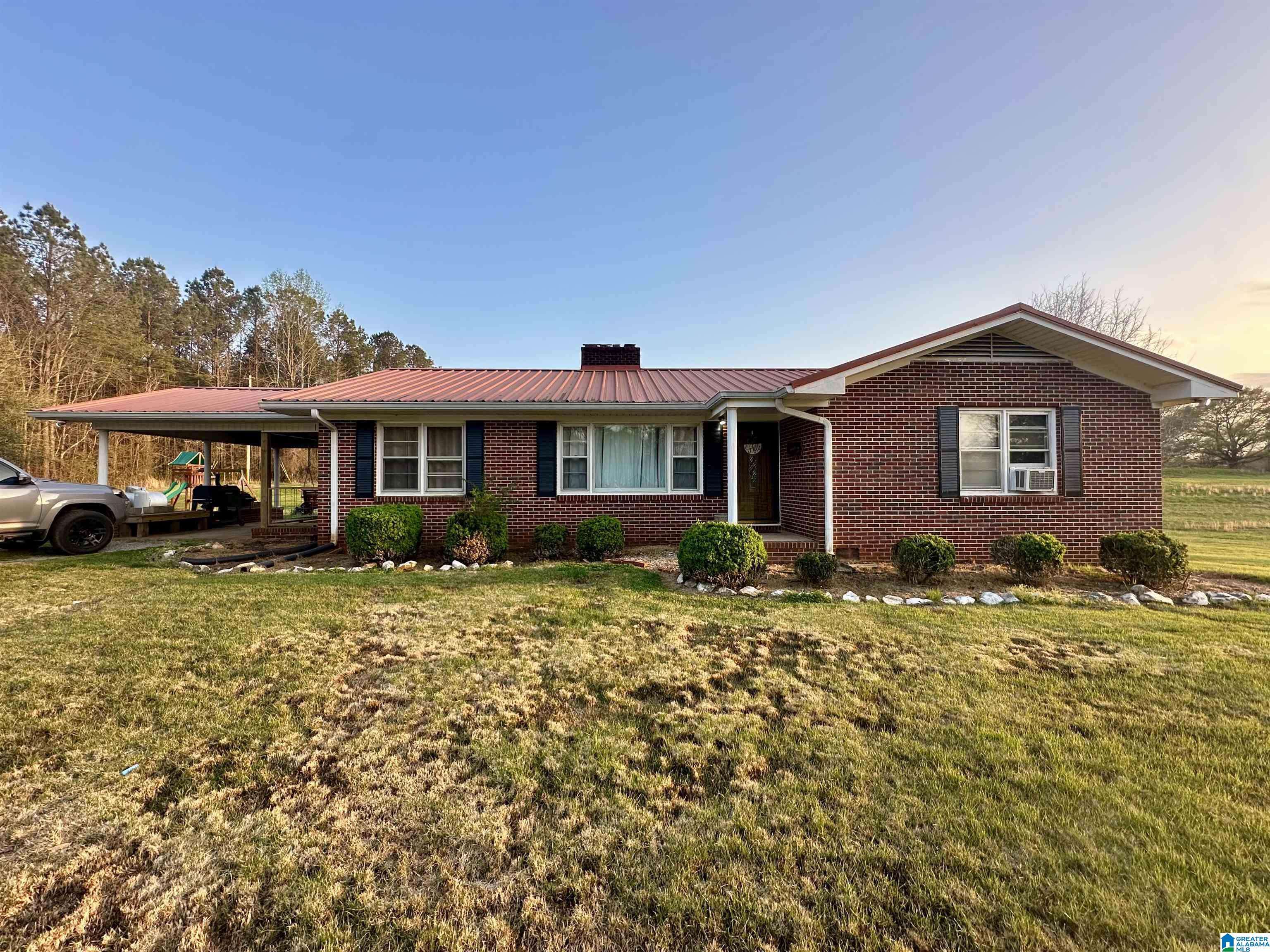 22 TRIPLE R LOOP, Weogufka, AL 35183