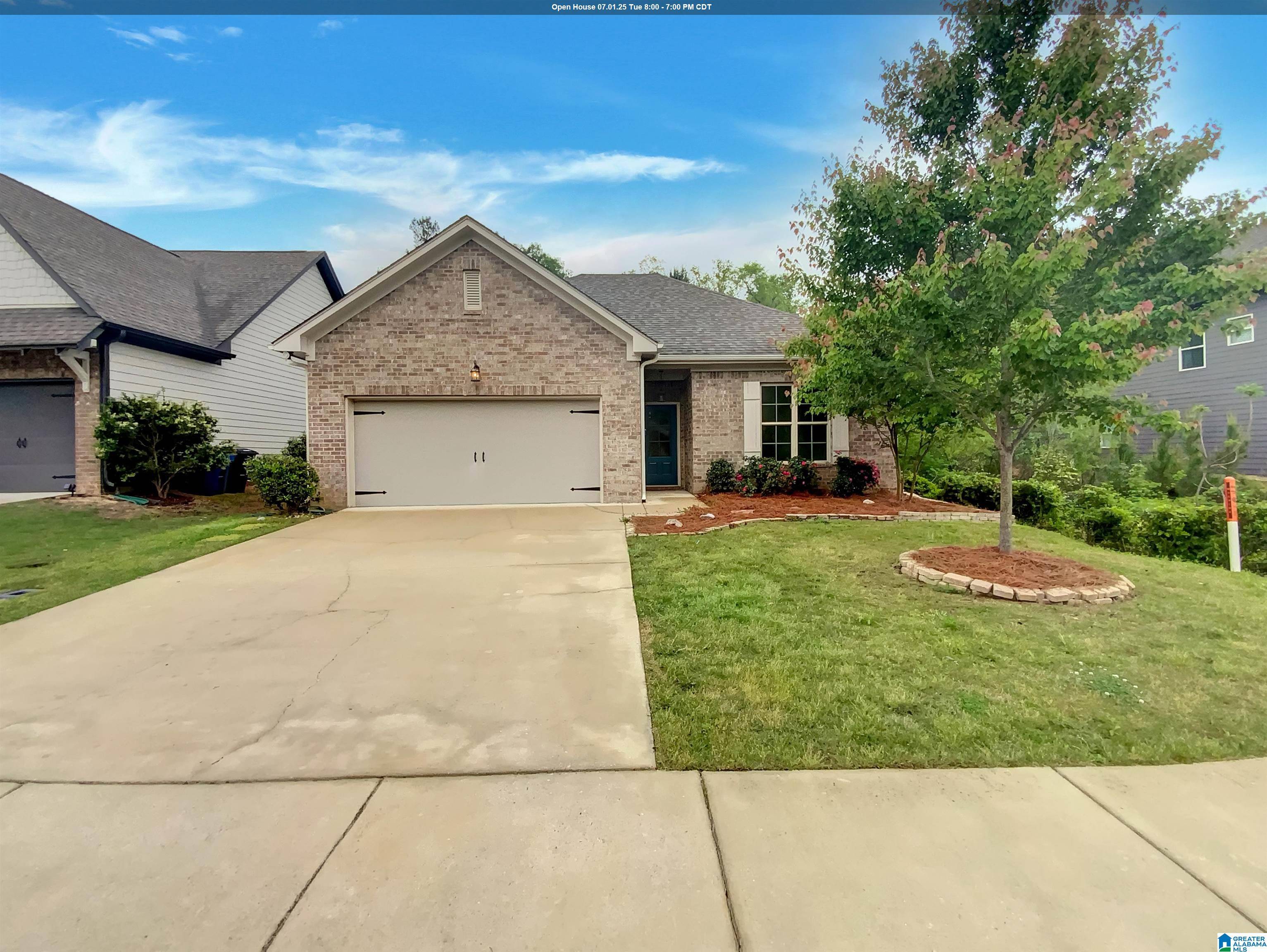 571 GRAYSON PLACE, Chelsea, AL 35043