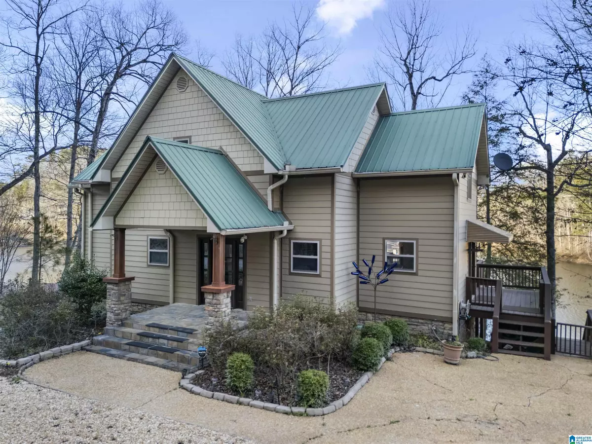 Arley, AL 35541,495 LAKERIDGE DRIVE