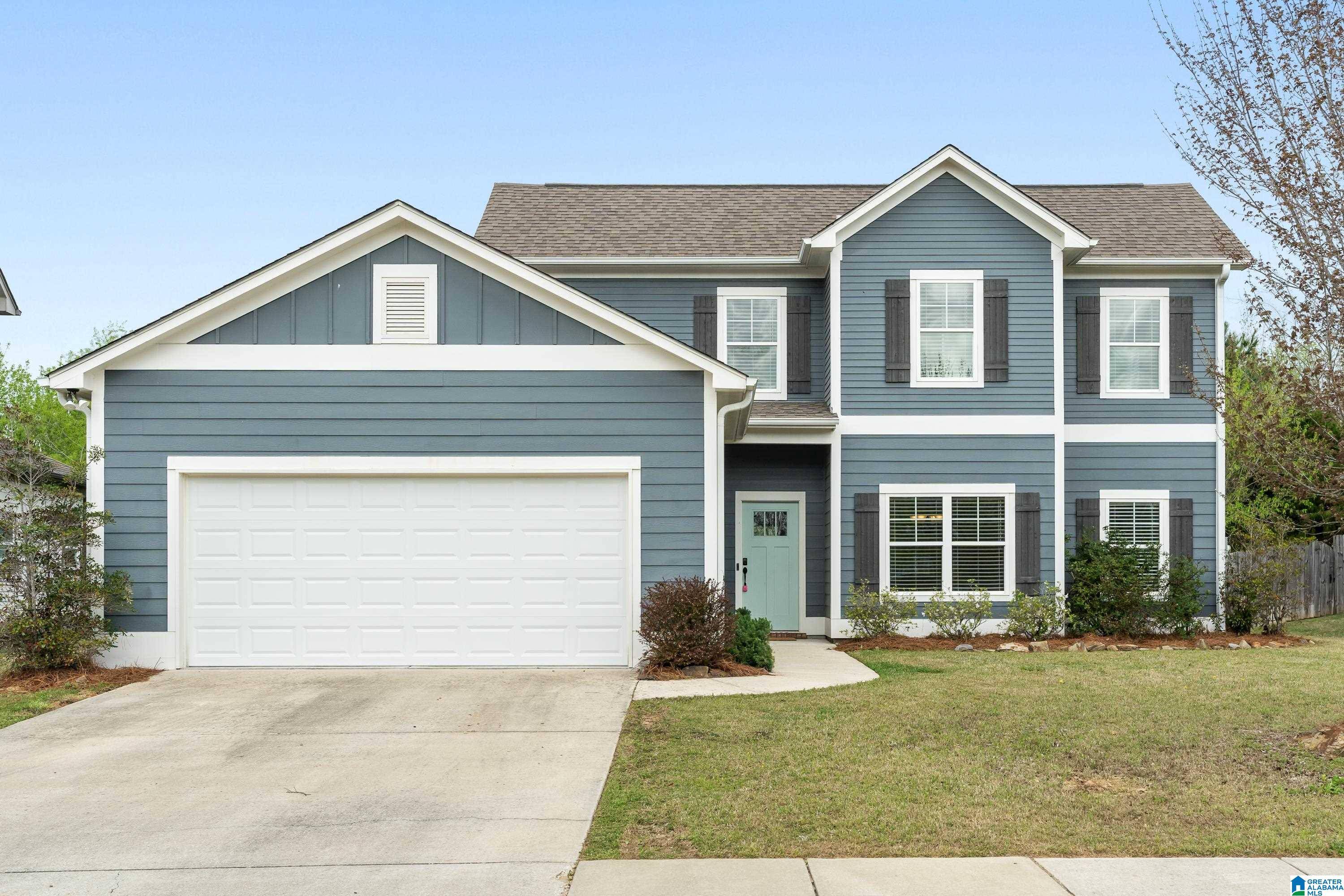 Helena, AL 35080,844 MADISON LANE
