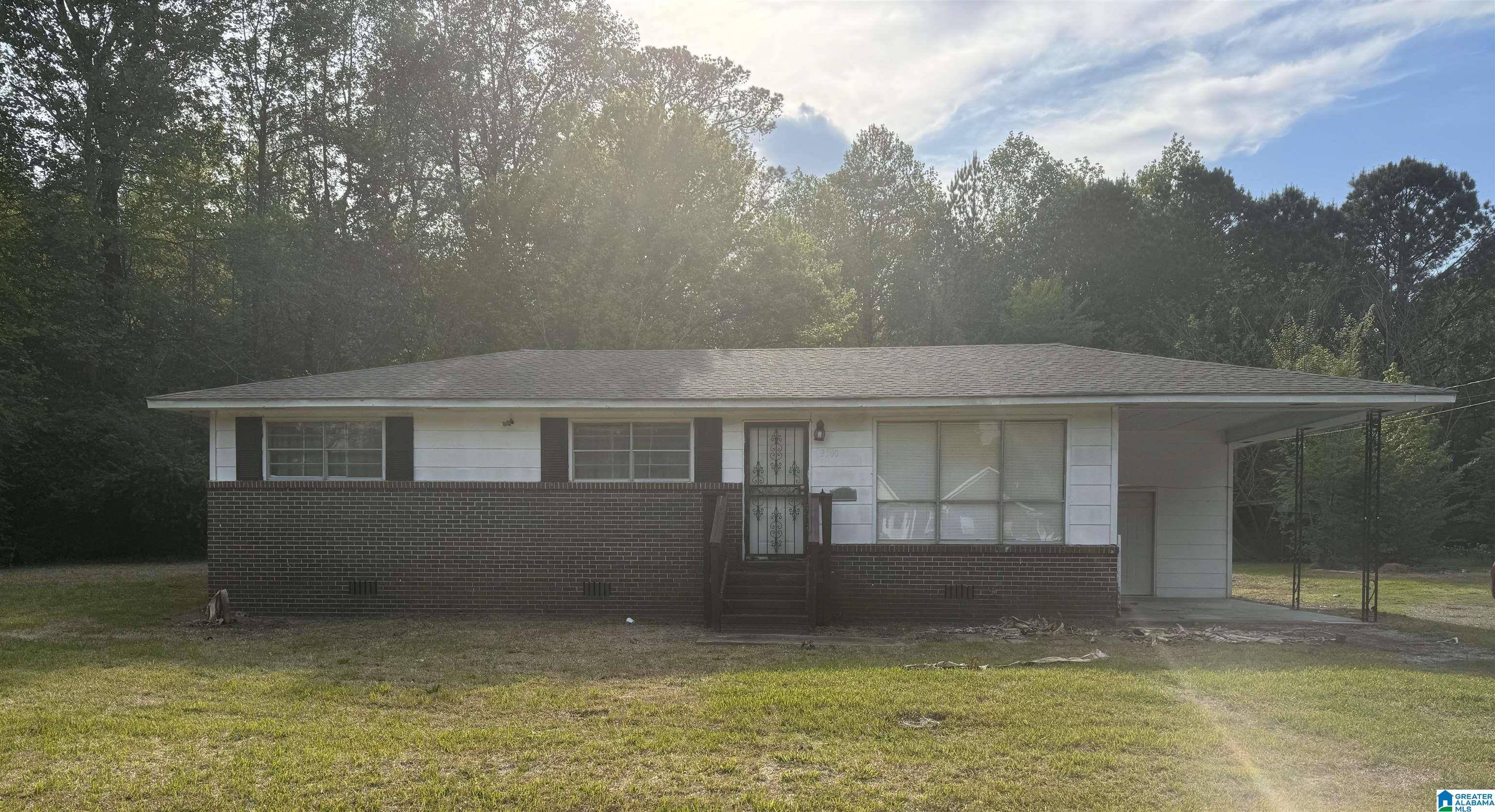2300 ROBERTA ROAD, Birmingham, AL 35214