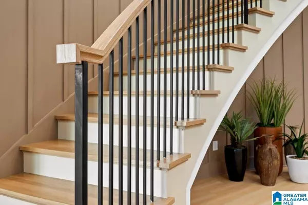 Hoover, AL 35244,1574 OLIVEWOOD DRIVE