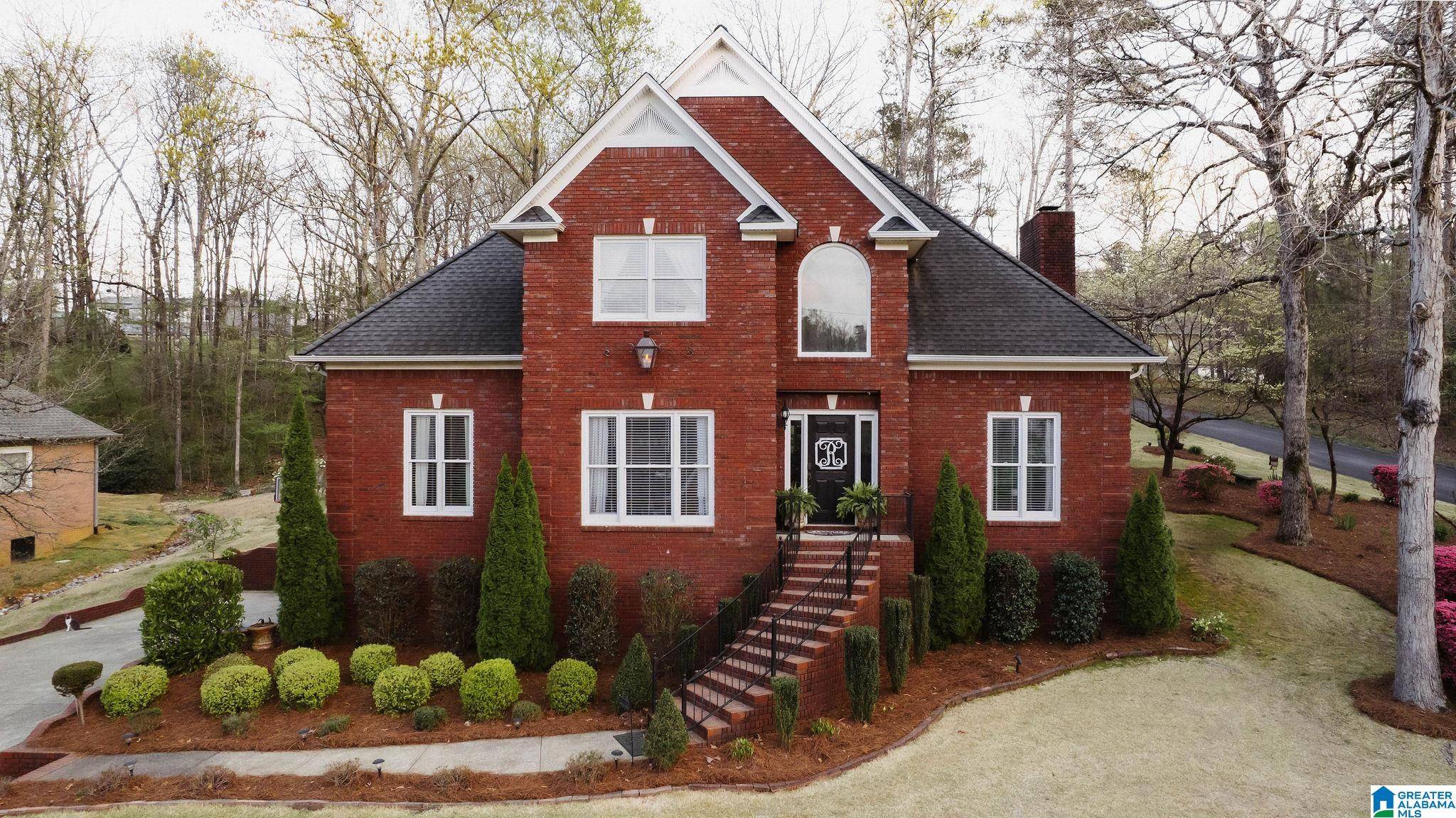 100 EDGEWOOD CIRCLE, Oneonta, AL 35121