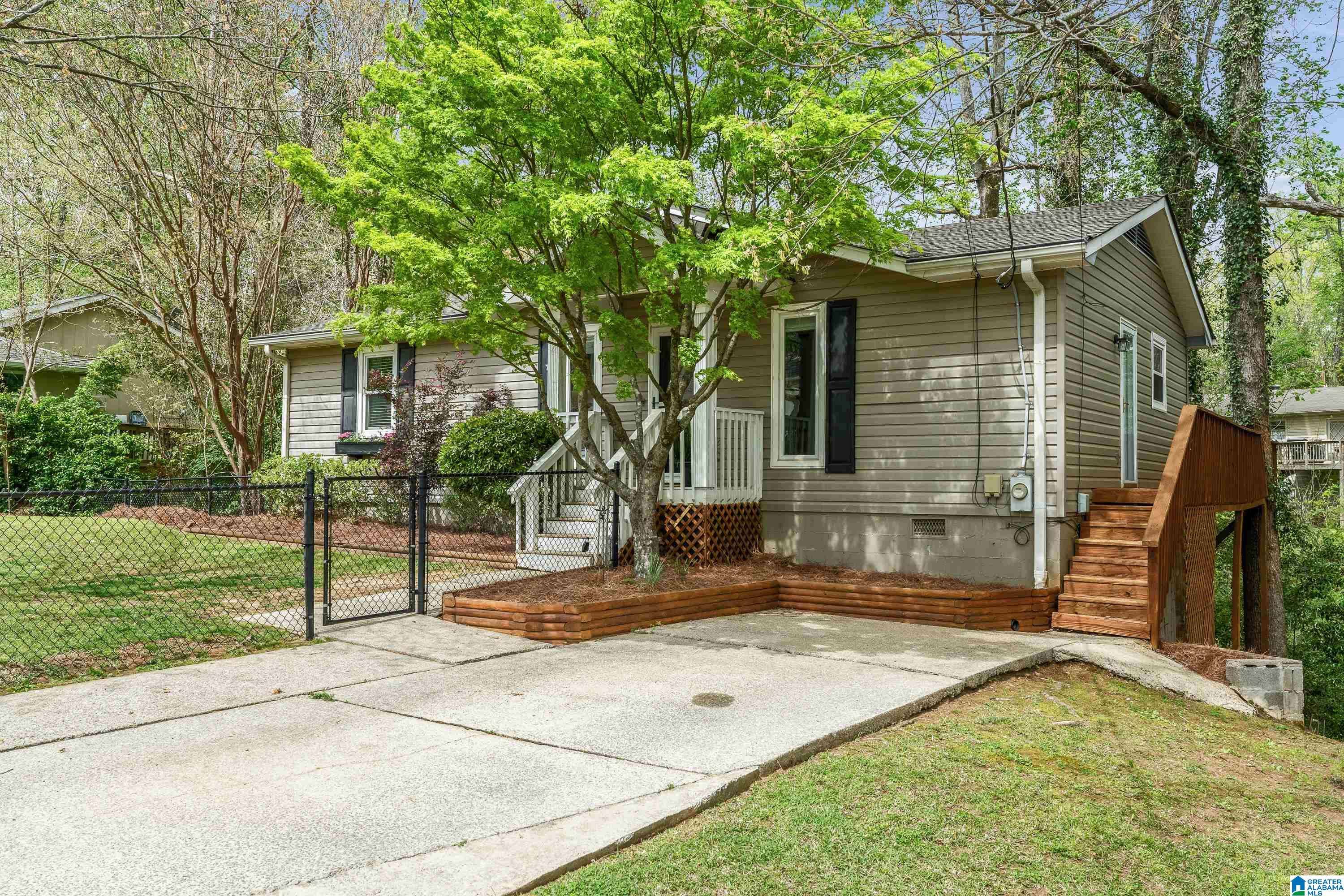 3132 MIDLAND DRIVE, Vestavia Hills, AL 35223