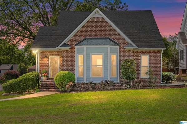 1133 MAYLAND LANE, Vestavia Hills, AL 35216