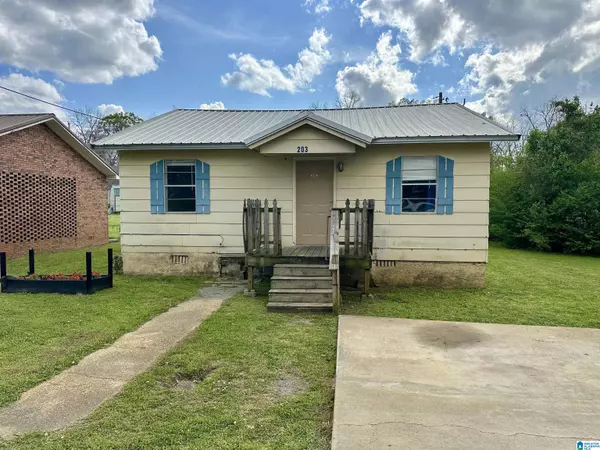 203 NOBLE STREET, Sylacauga, AL 35150