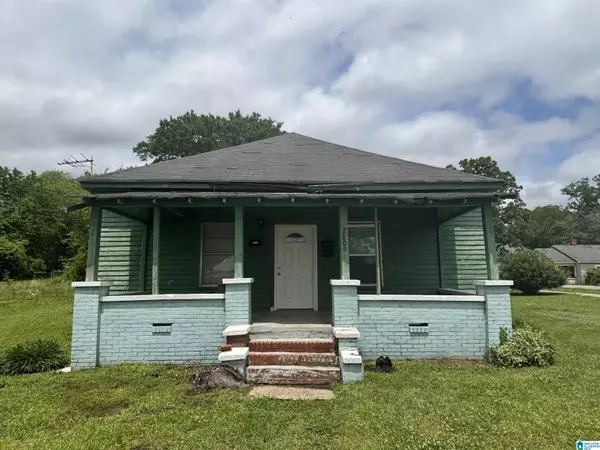 2809 5TH AVENUE N, Pell City, AL 35125