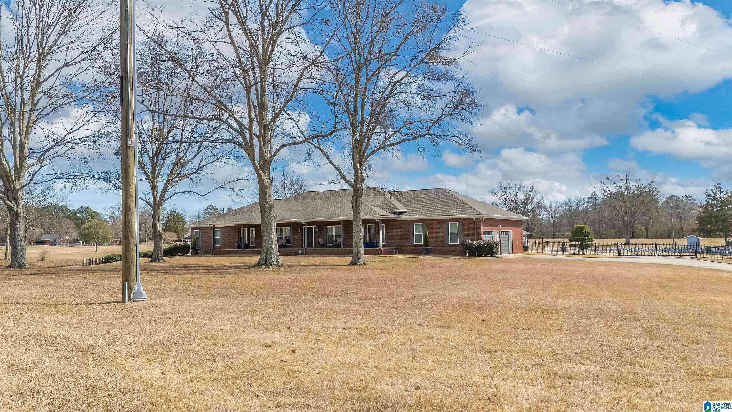 9524 COUNTY ROAD 42, Jemison, AL 35085