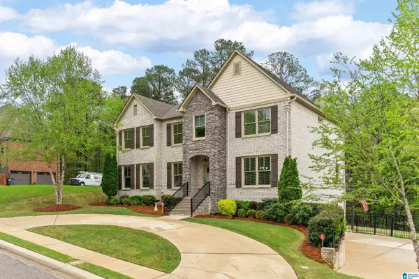 Trussville, AL 35173,6417 DEERFOOT CROSSING DRIVE