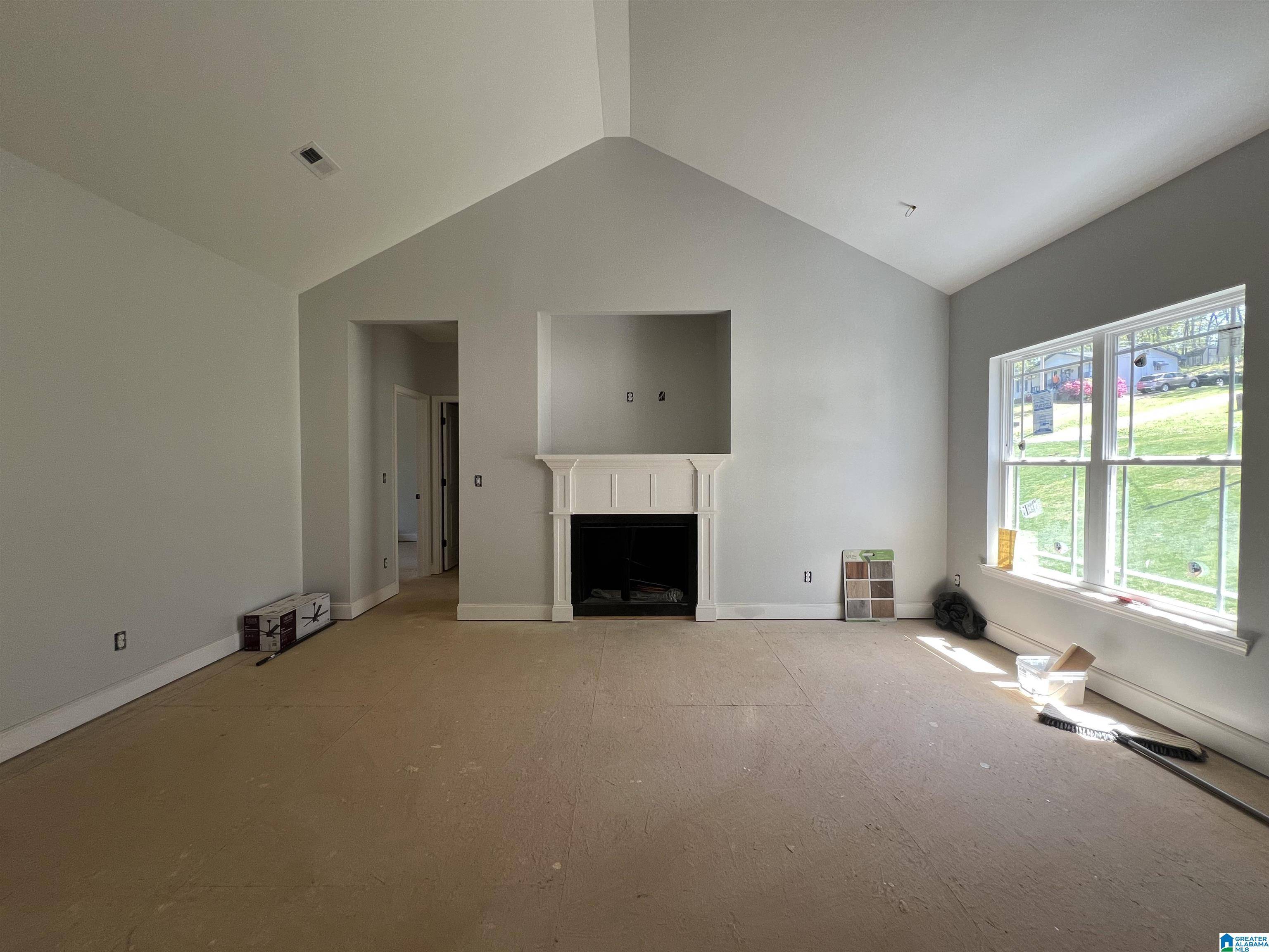 Oxford, AL 36203,711 KINGVIEW DRIVE