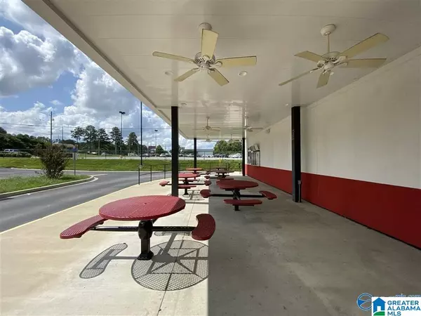 Rainbow City, AL 35906,3329 RAINBOW DRIVE