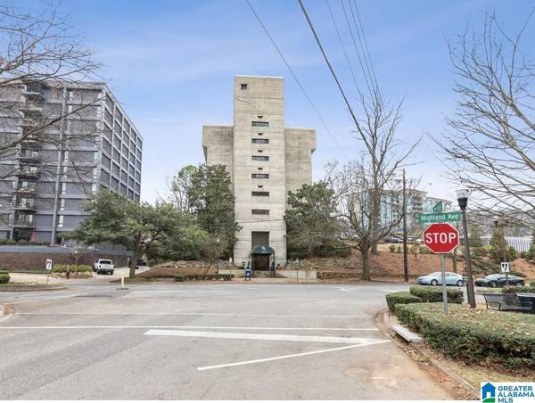 2625 HIGHLAND AVENUE S #402, Birmingham, AL 35205