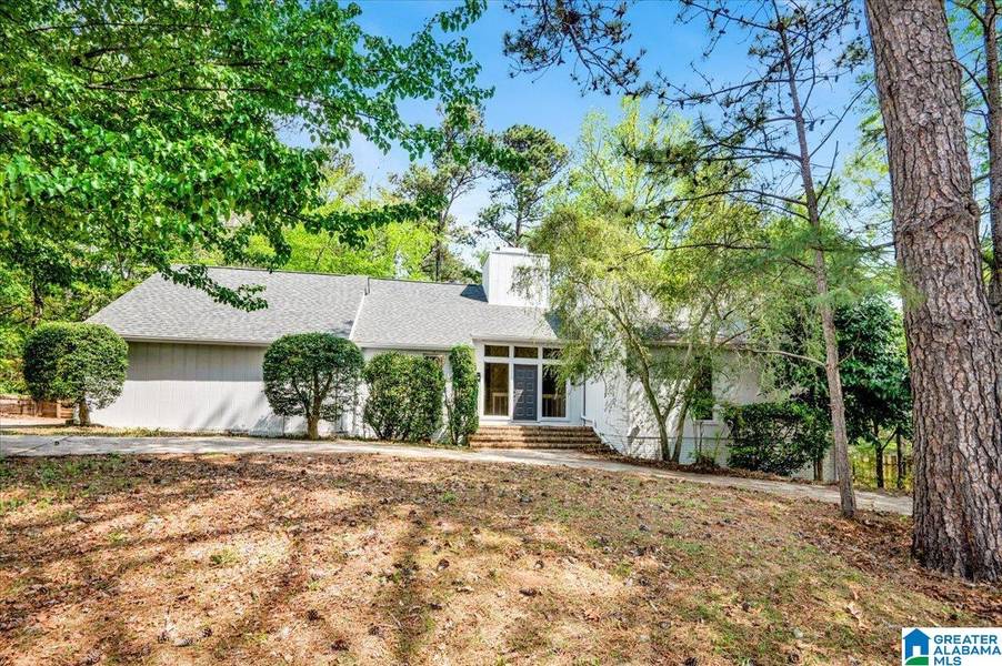 2126 SANDLIN ROAD, Birmingham, AL 35235