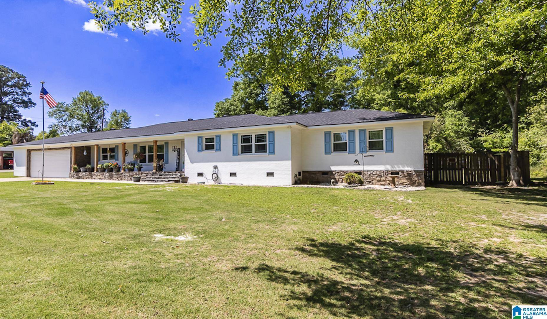 12204 COTTONWOOD ROAD, Cottonwood, AL 36320