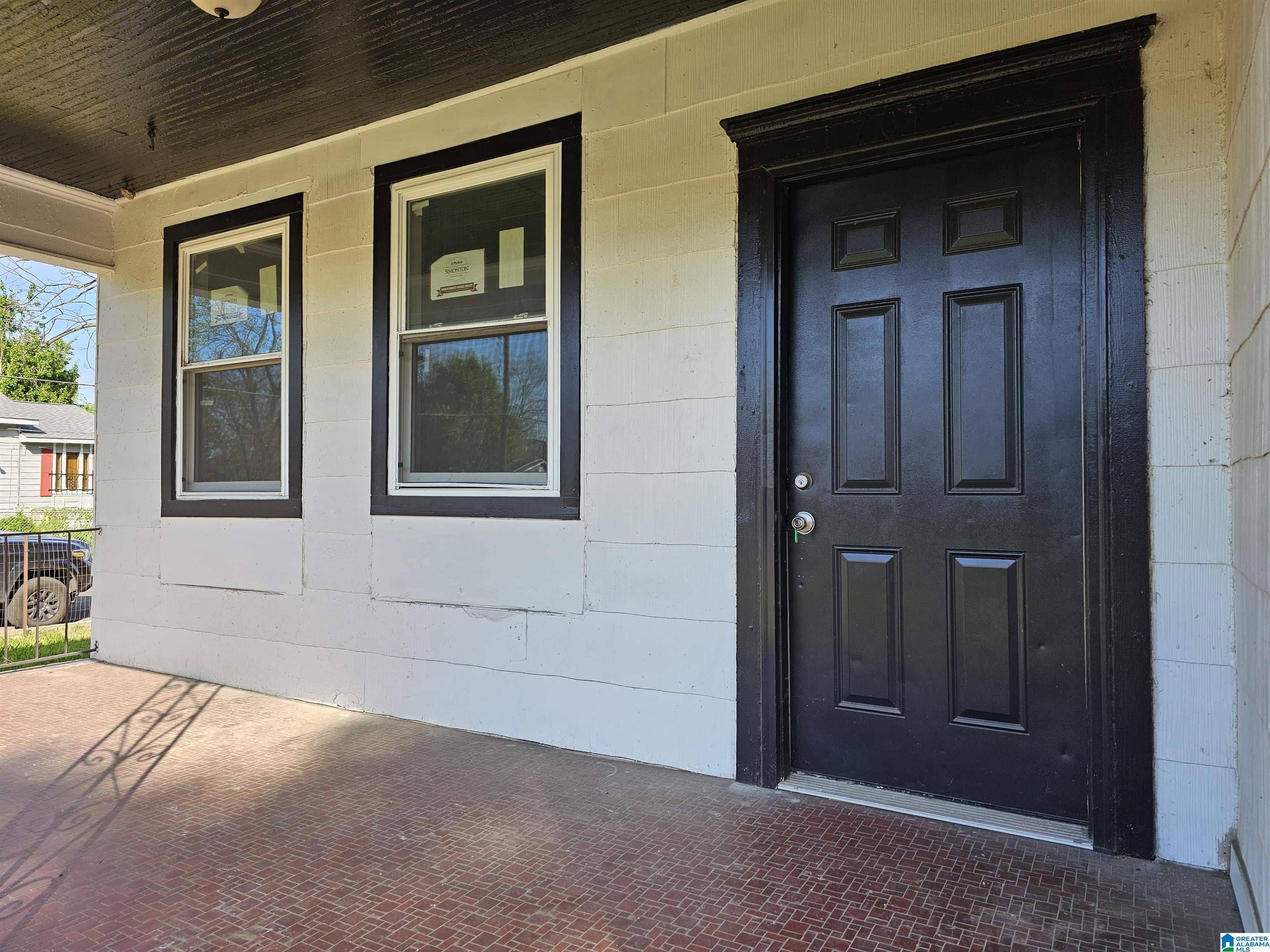 Birmingham, AL 35218,1701 AVENUE I
