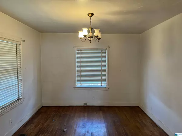 Birmingham, AL 35204,905 7TH STREET W