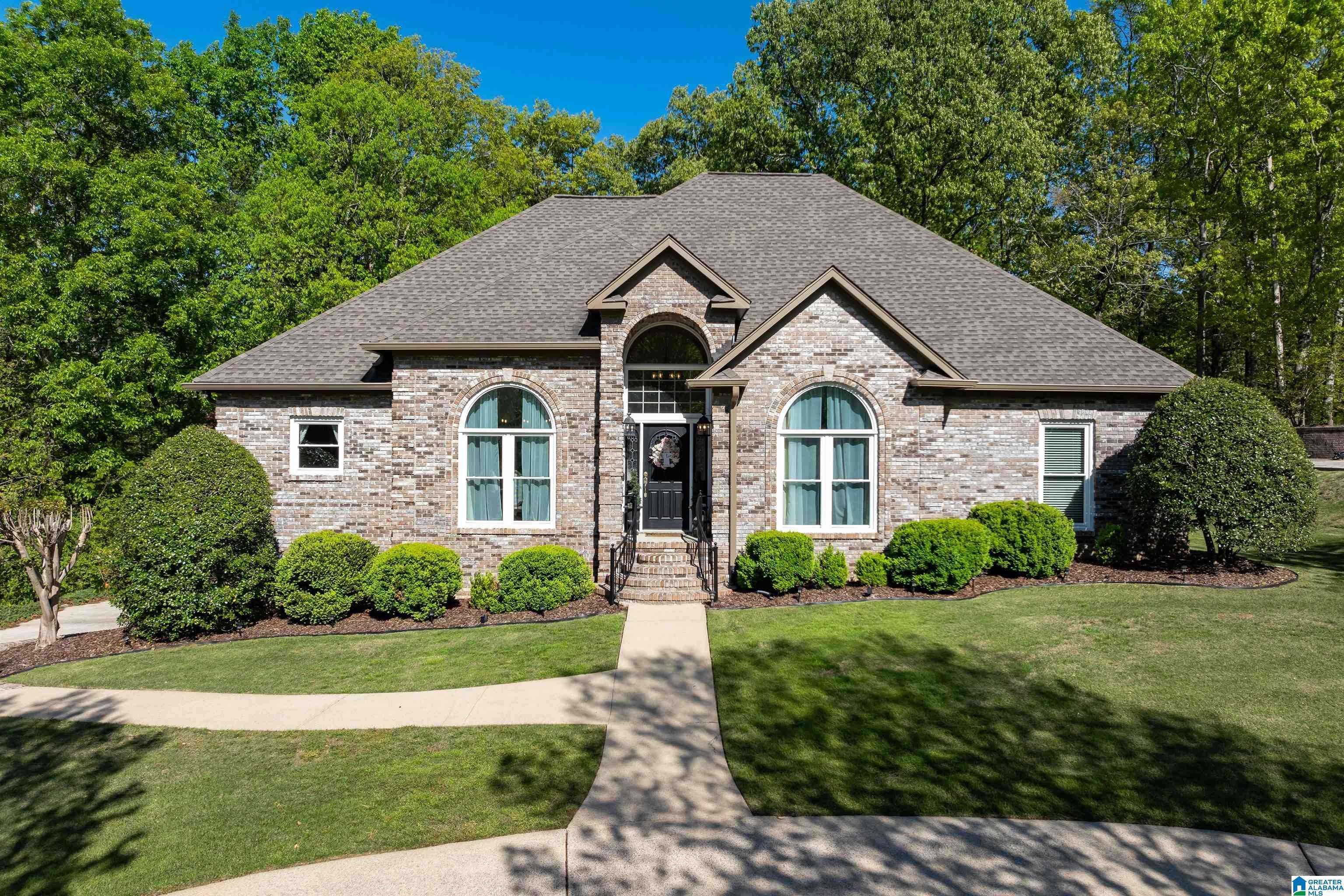 6717 CLEAR CREEK CIRCLE, Trussville, AL 35173