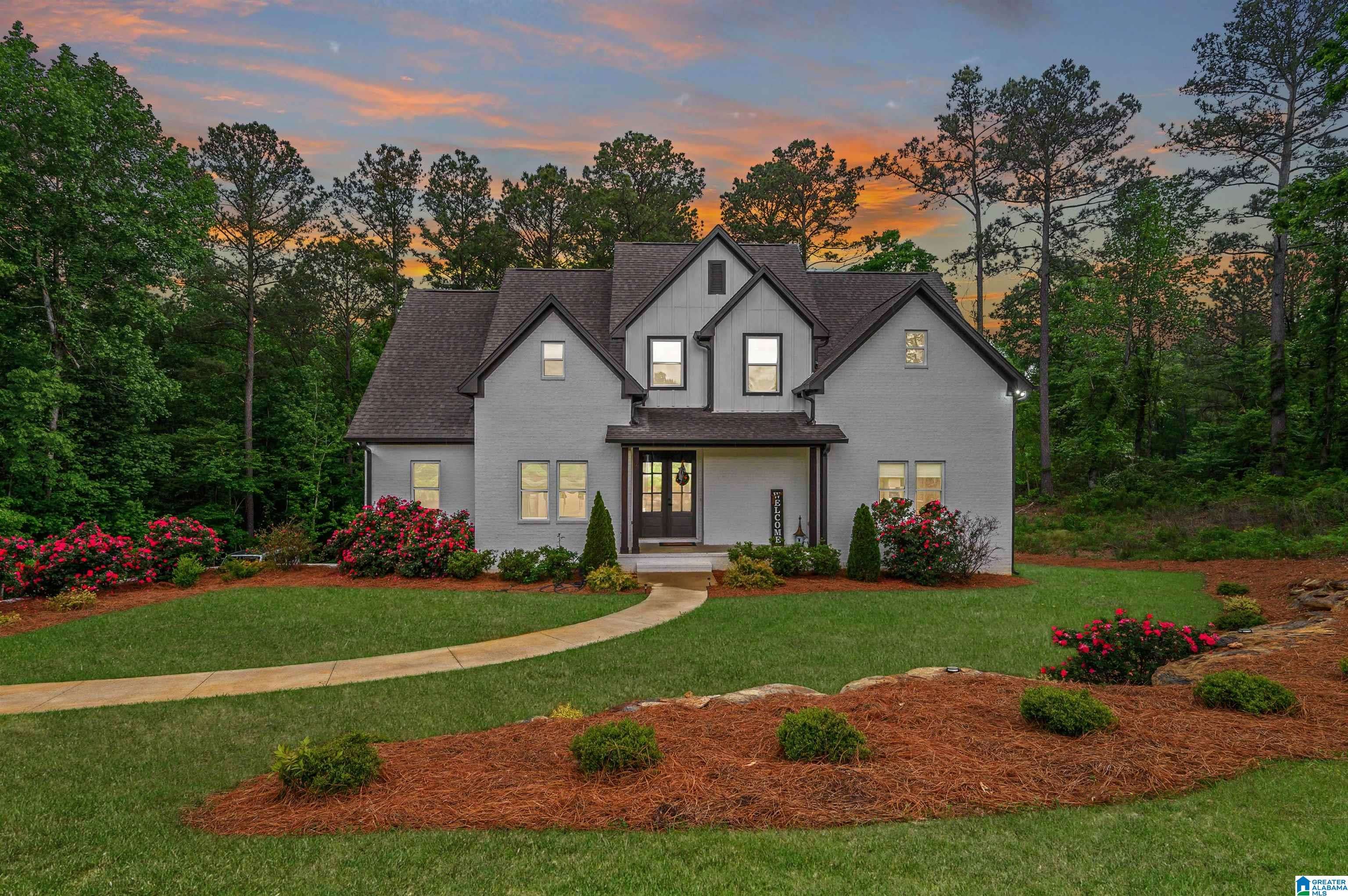 1009 LAKEVIEW LANE, Calera, AL 35040