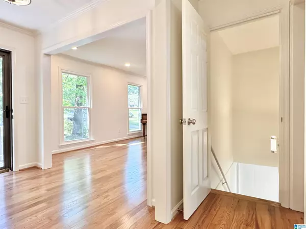 Vestavia Hills, AL 35243,2737 ACTON ROAD