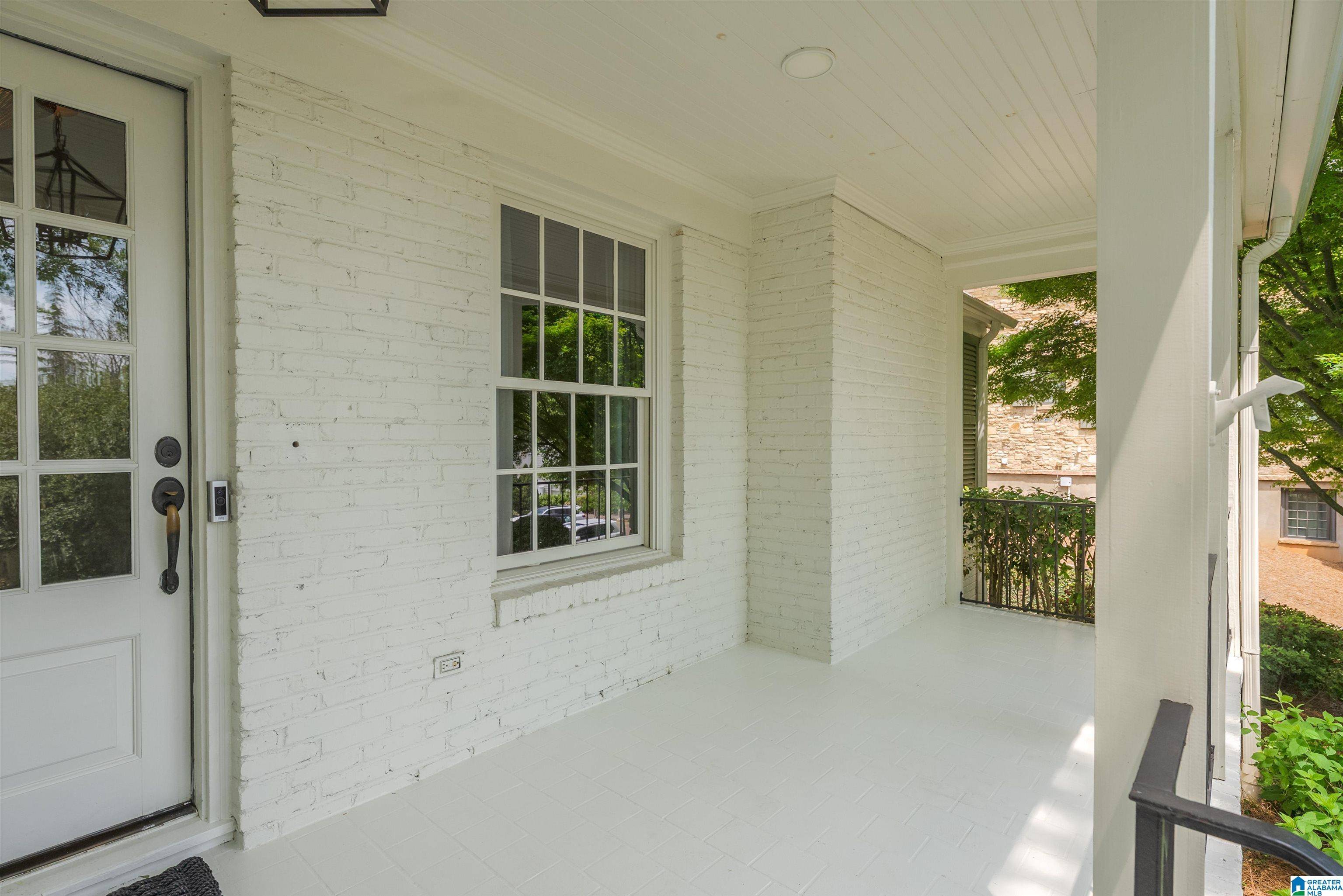 Mountain Brook, AL 35213,622 DEXTER AVENUE