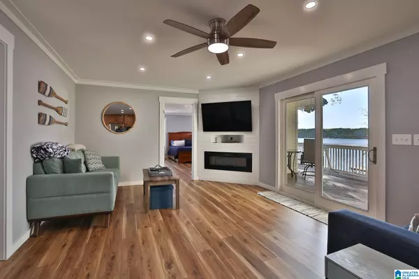 Cropwell, AL 35054,425 RABBIT POINT ROAD