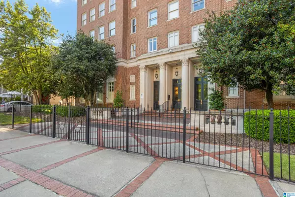 Birmingham, AL 35205,2250 HIGHLAND AVENUE S #51
