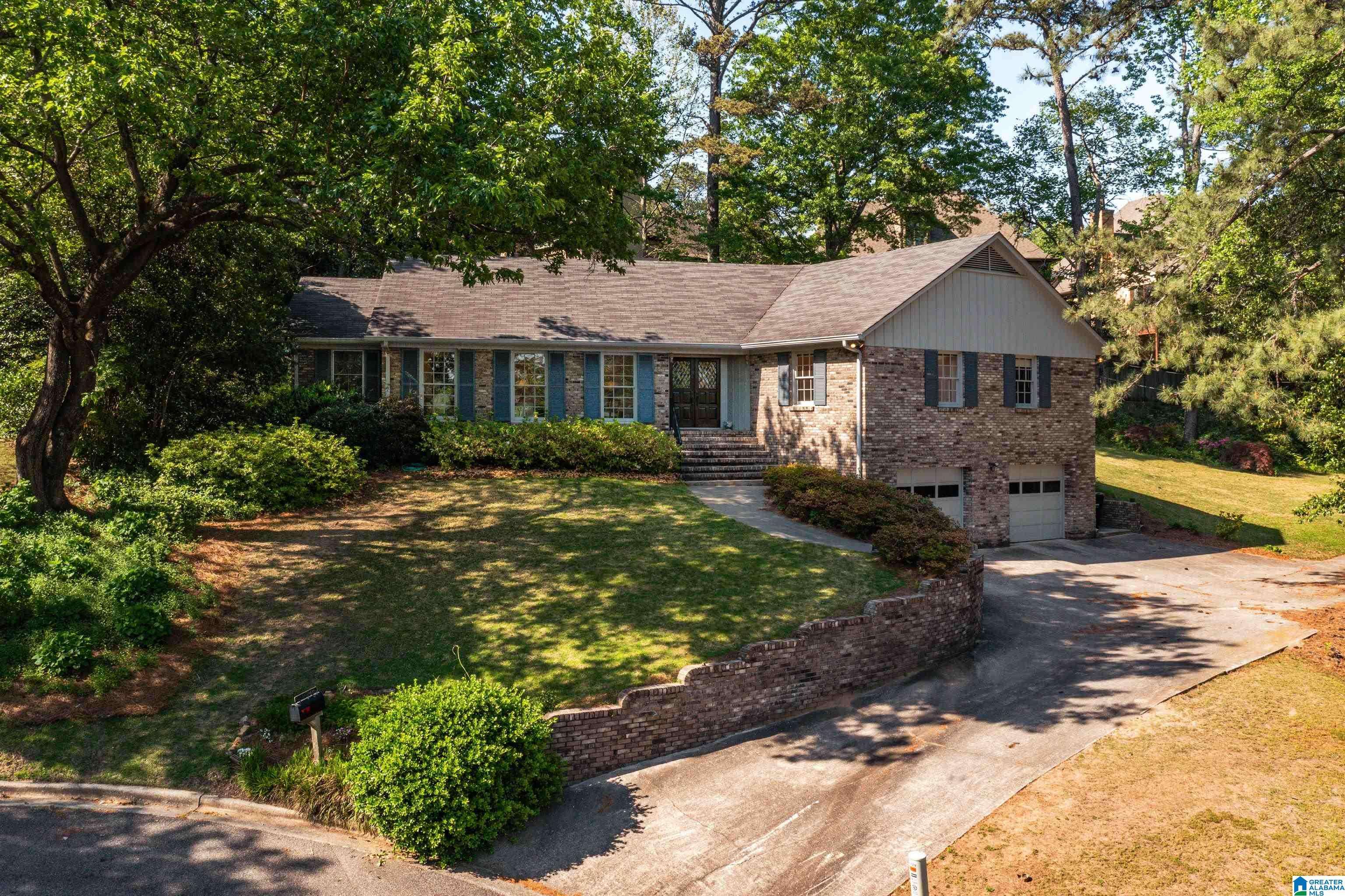 133 HERITAGE CIRCLE, Mountain Brook, AL 35213