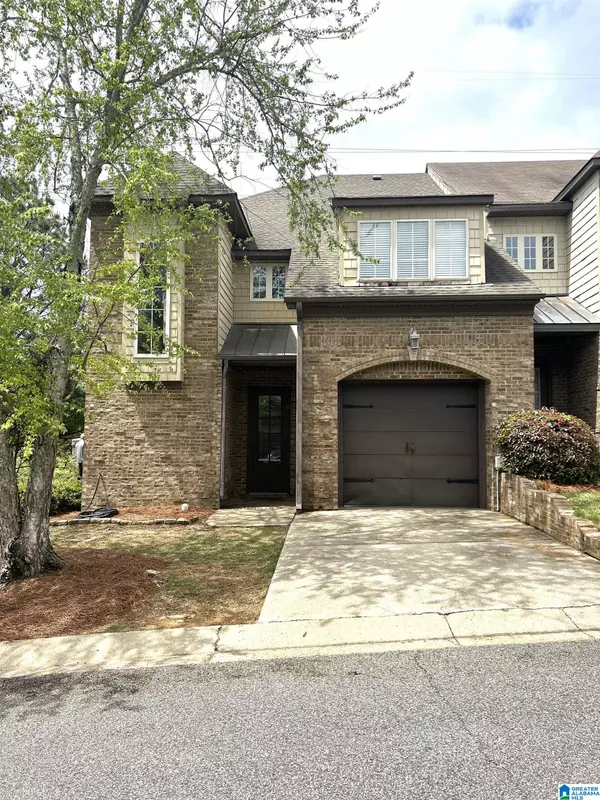 687 FLAG CIRCLE, Hoover, AL 35226