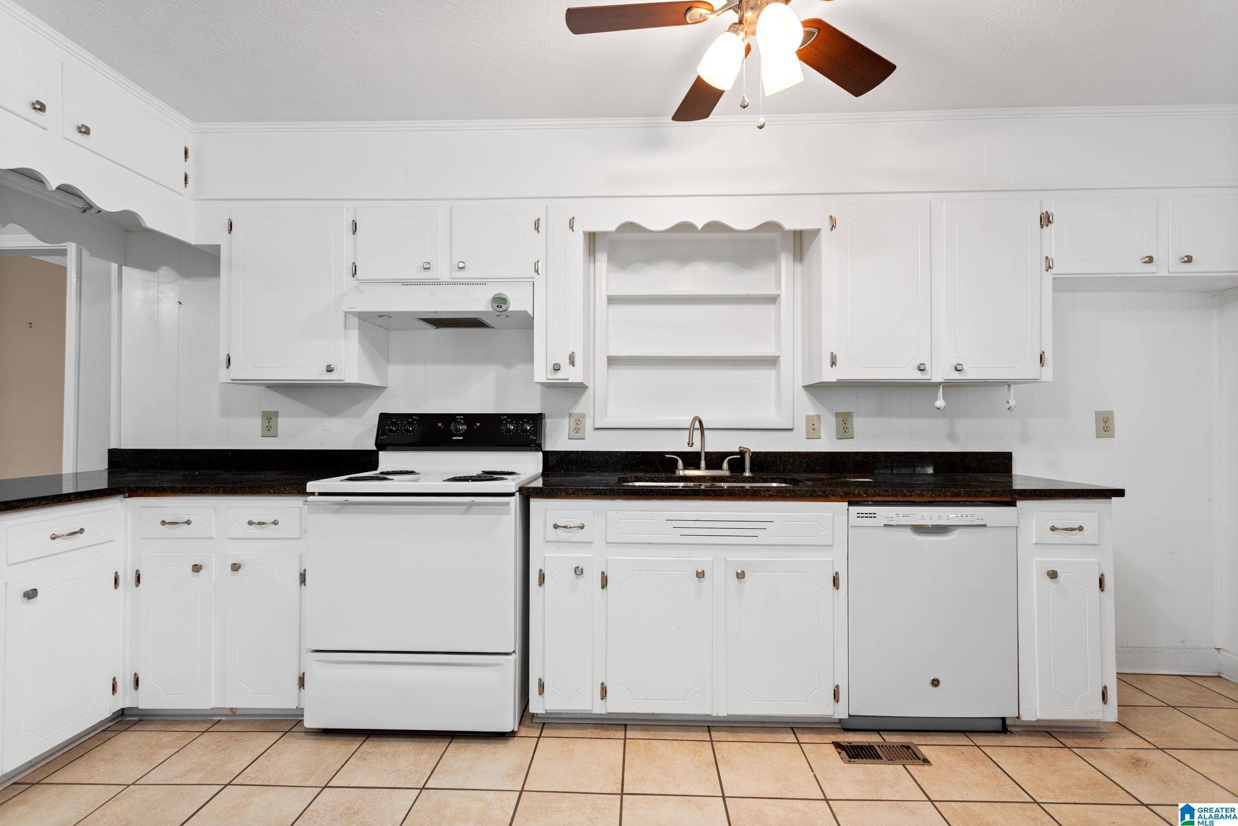 Oxford, AL 36203,2120 DEBORAH LANE