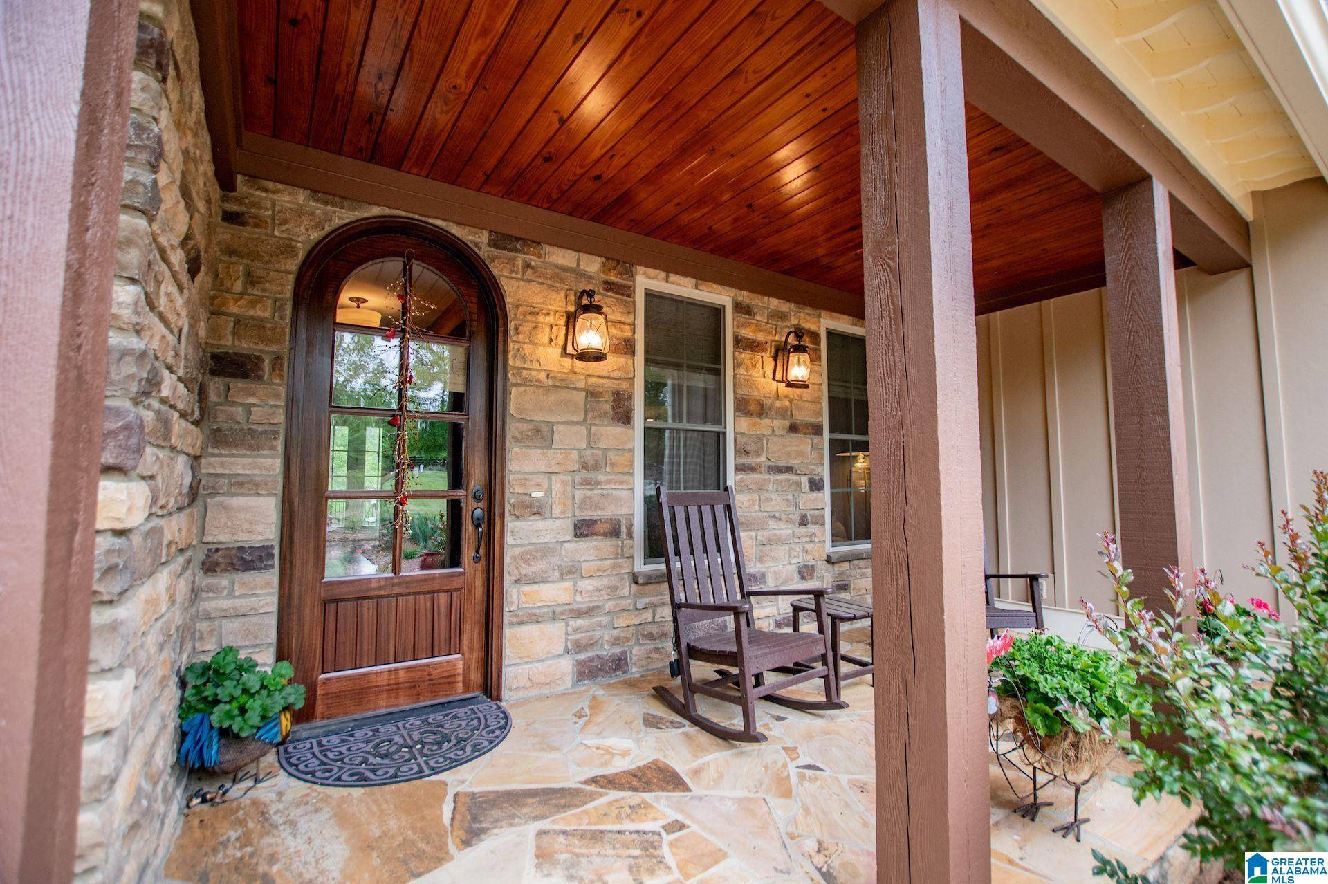 Wedowee, AL 36278,233 BLUEGILL DRIVE