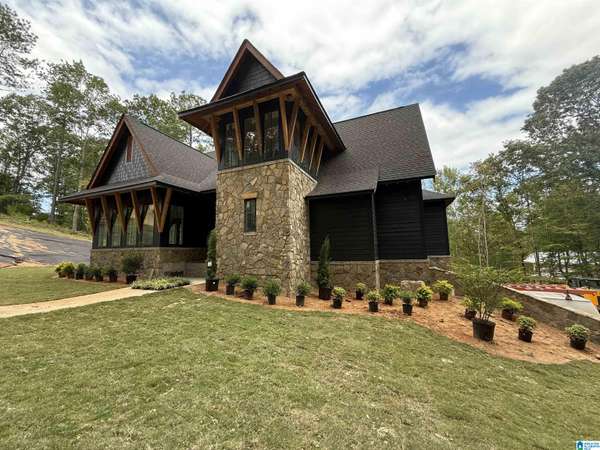 64 BAYVIEW DRIVE, Alexander City, AL 36861