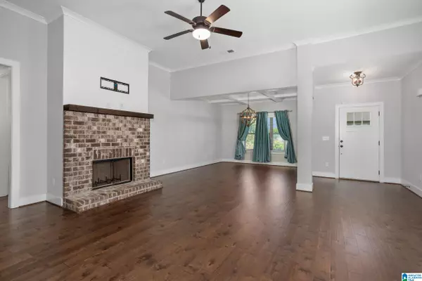 Cropwell, AL 35054,385 HOMESTEAD DRIVE