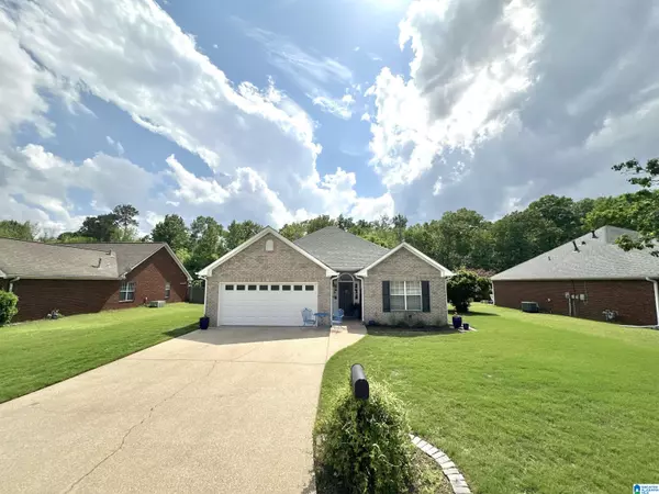 Helena, AL 35080,231 HICKORY POINT LANE