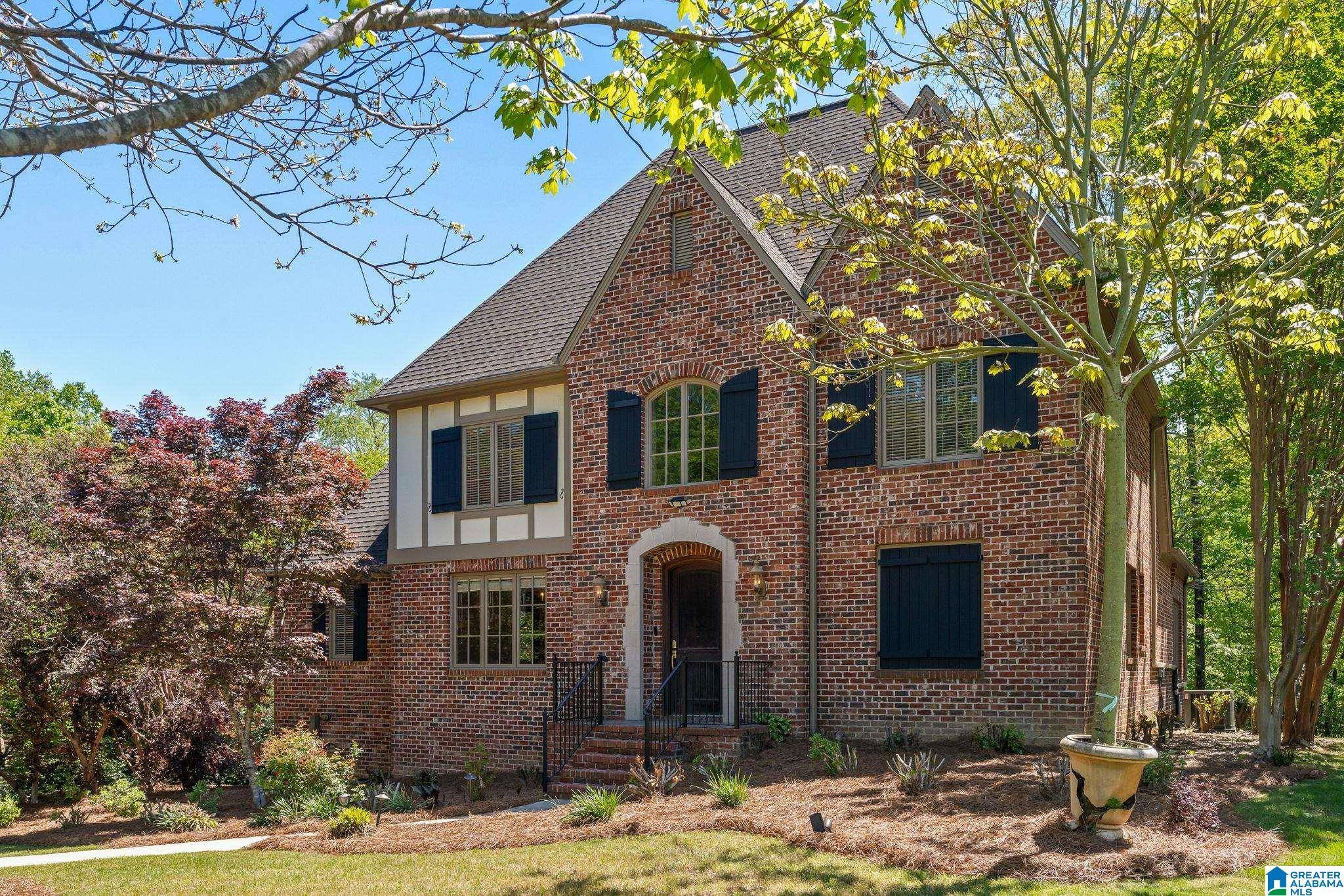 5566 LAKE TRACE DRIVE, Hoover, AL 35244