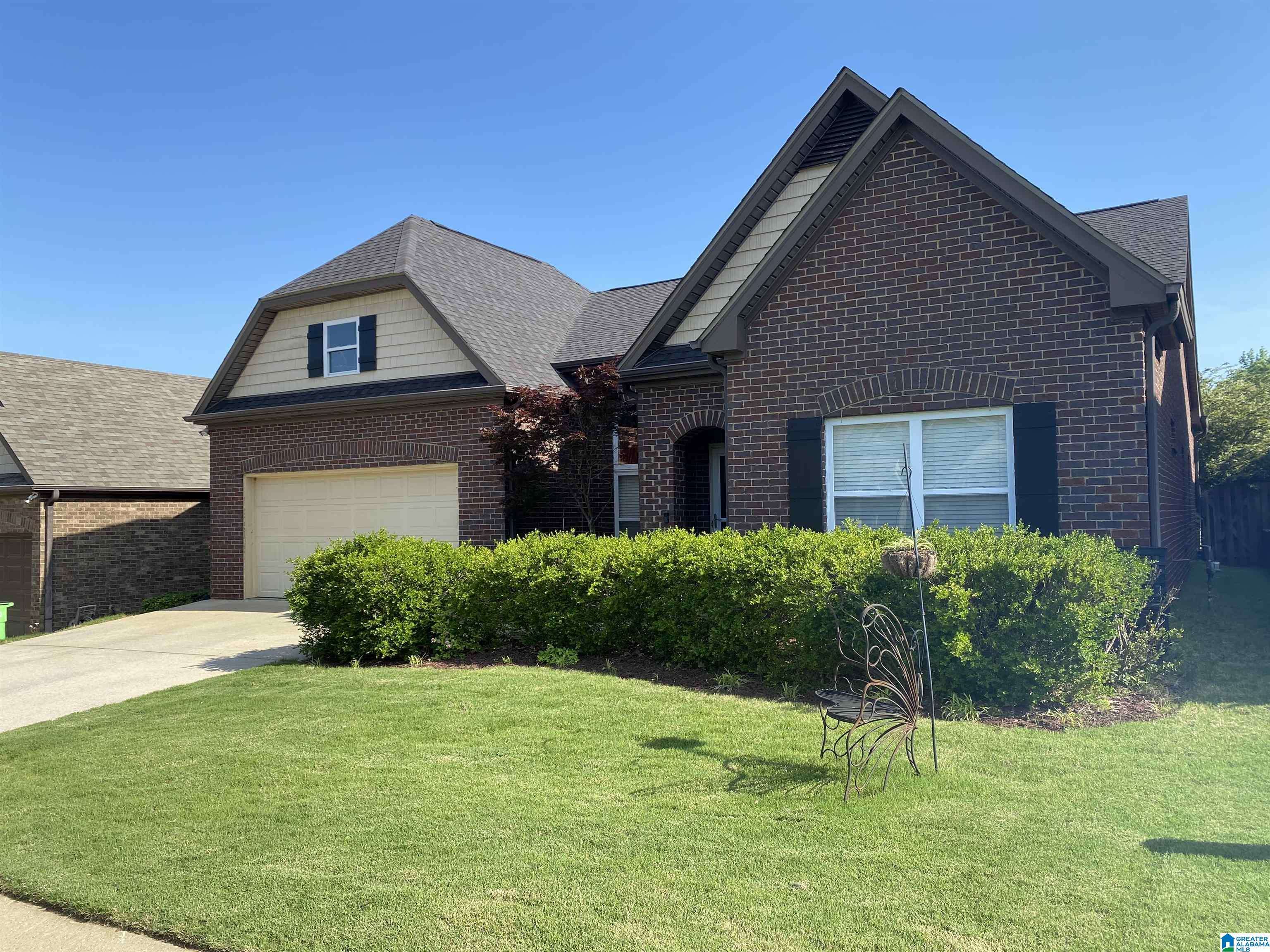 6813 VALLEY LANE, Leeds, AL 35094