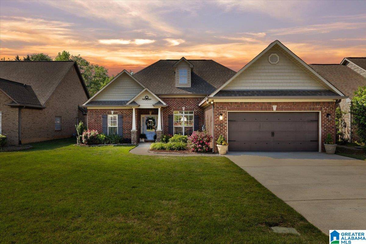 1010 LEGACY COVE S, Springville, AL 35146
