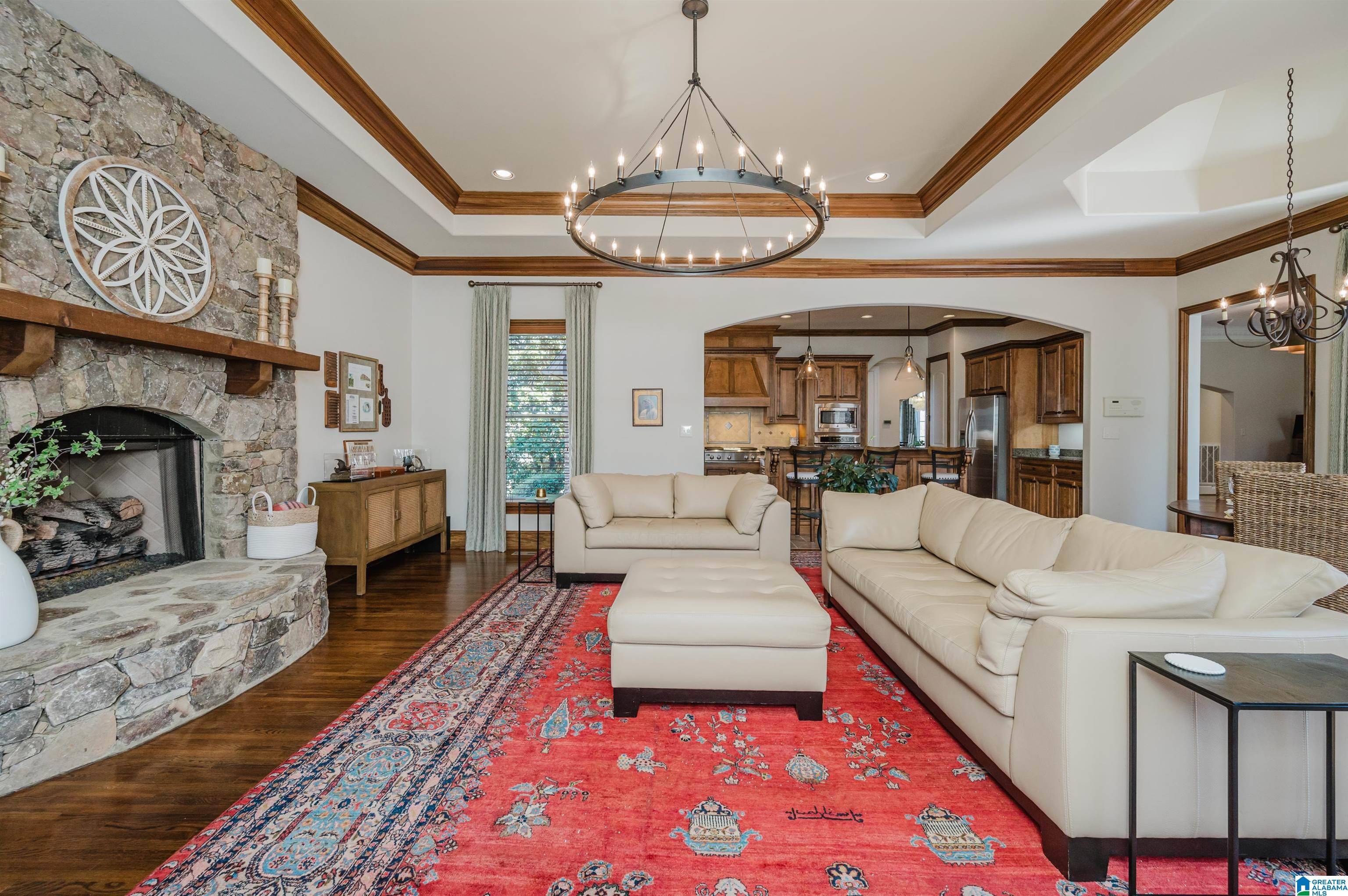 Hoover, AL 35242,632 SPRINGBANK TERRACE