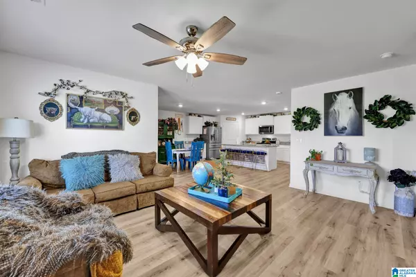 728 FISH CAMP ROAD, Chelsea, AL 35043