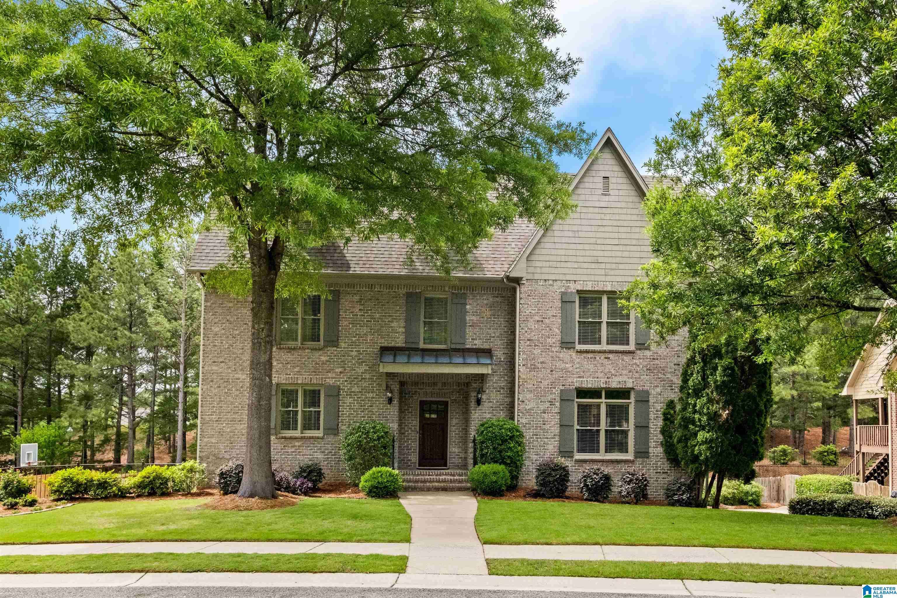 Vestavia Hills, AL 35242,4107 PAXTON PLACE