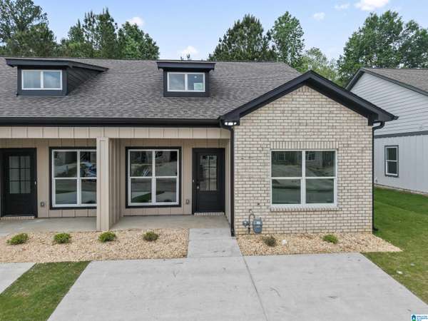 143 WINNERS CIRCLE, Calera, AL 35040