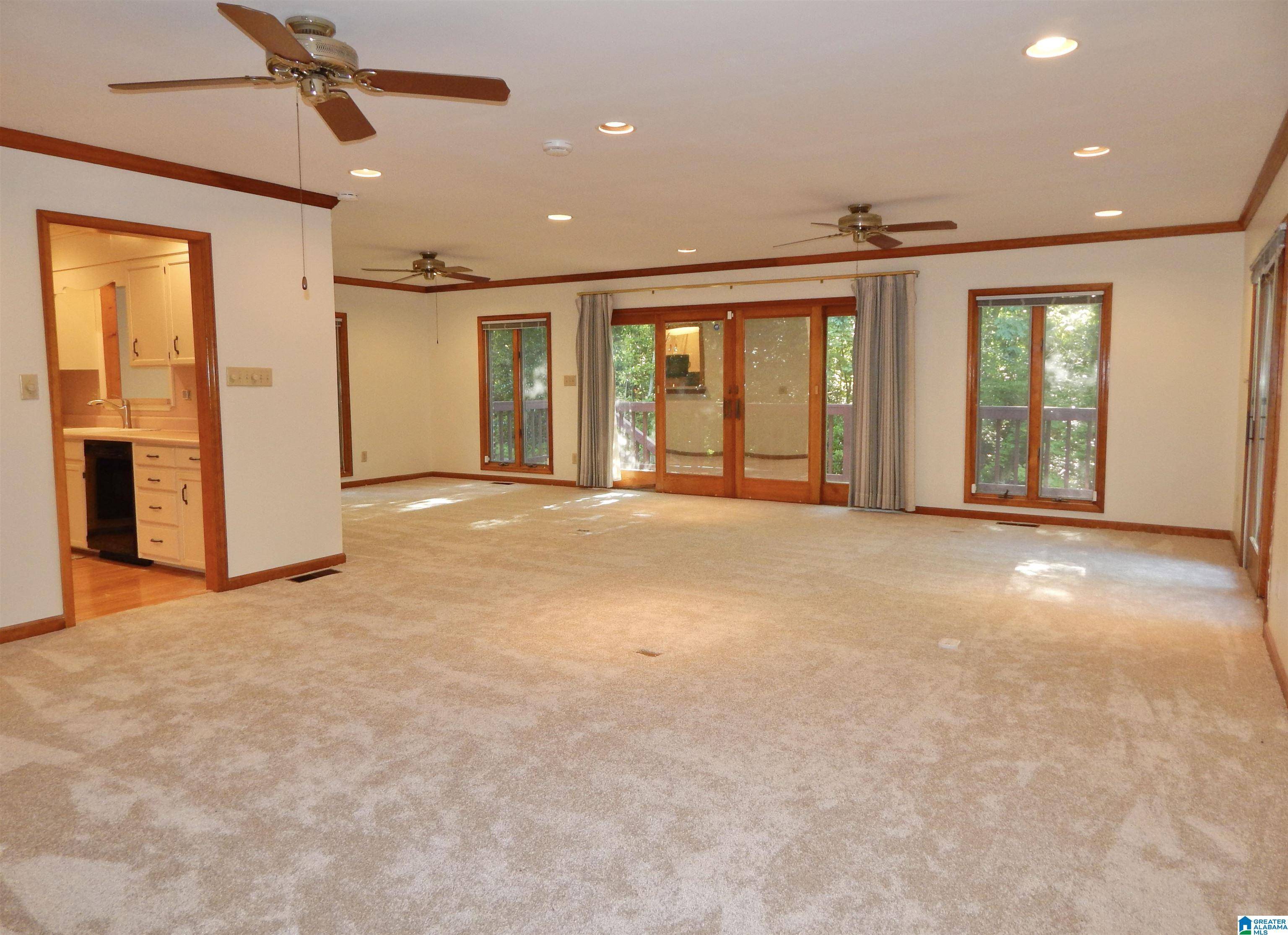 Hoover, AL 35226,2433 SCEPTER LANE