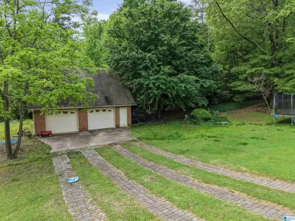Trussville, AL 35173,7739 LILES LANE